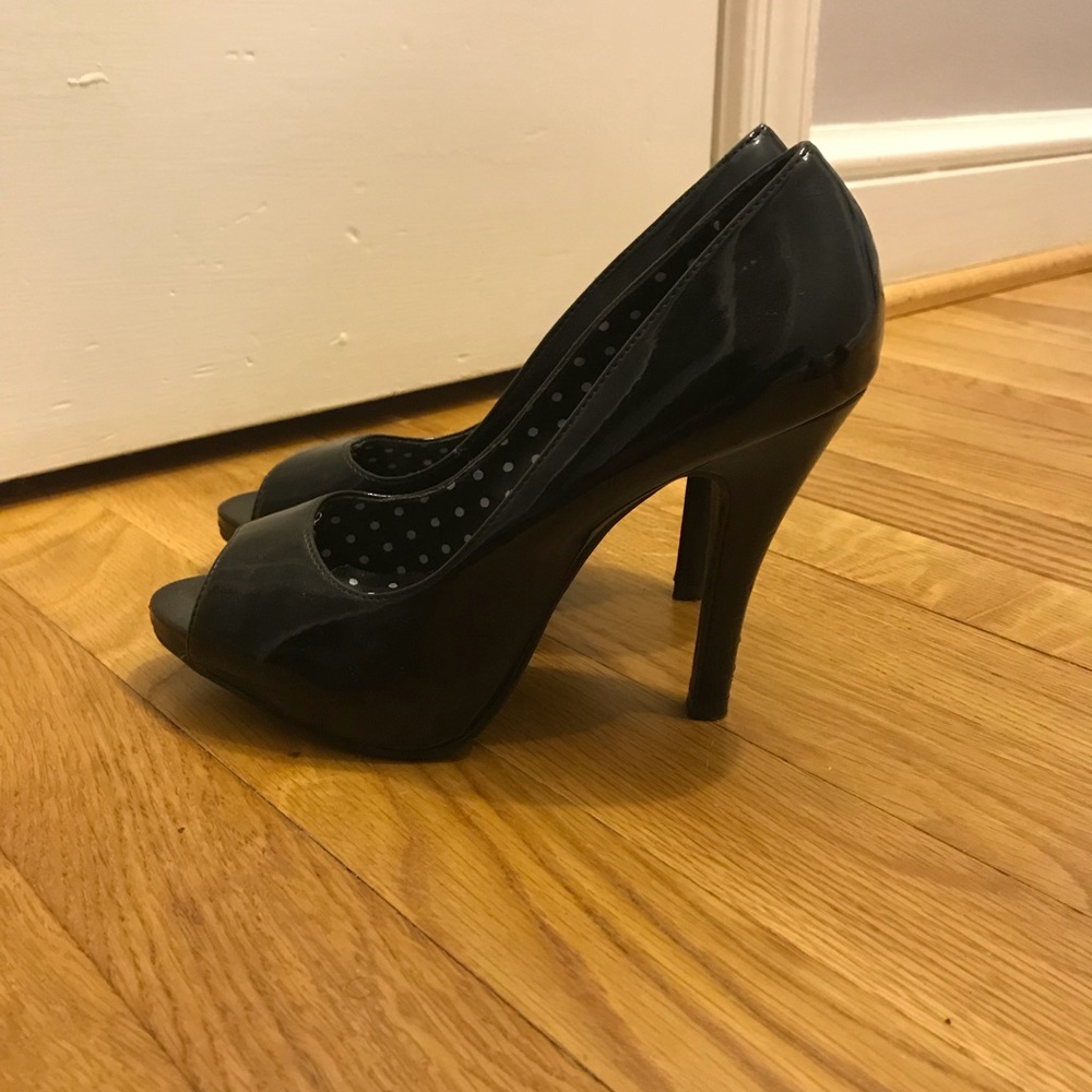 Black heels